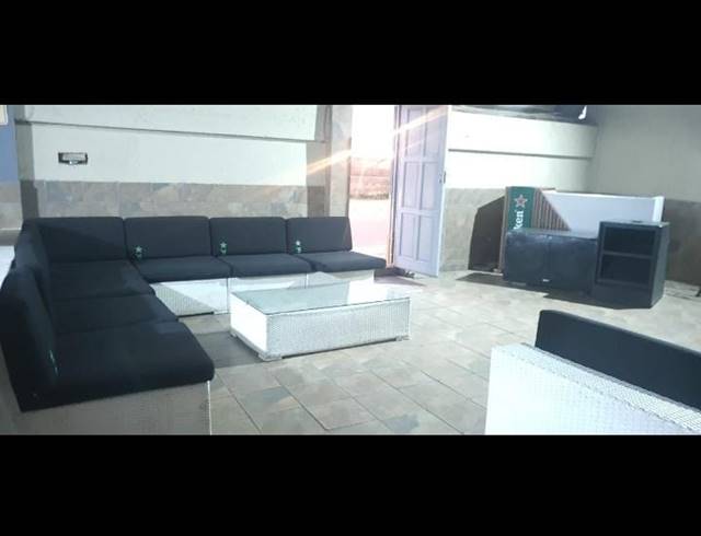 BEDROOM HOUSE FOR SALE IN TSAKANE